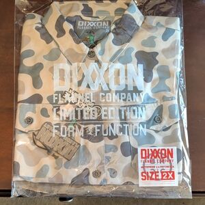 DIXXON Women's Gray and Tan Camouflage Flannel Shirt 2X